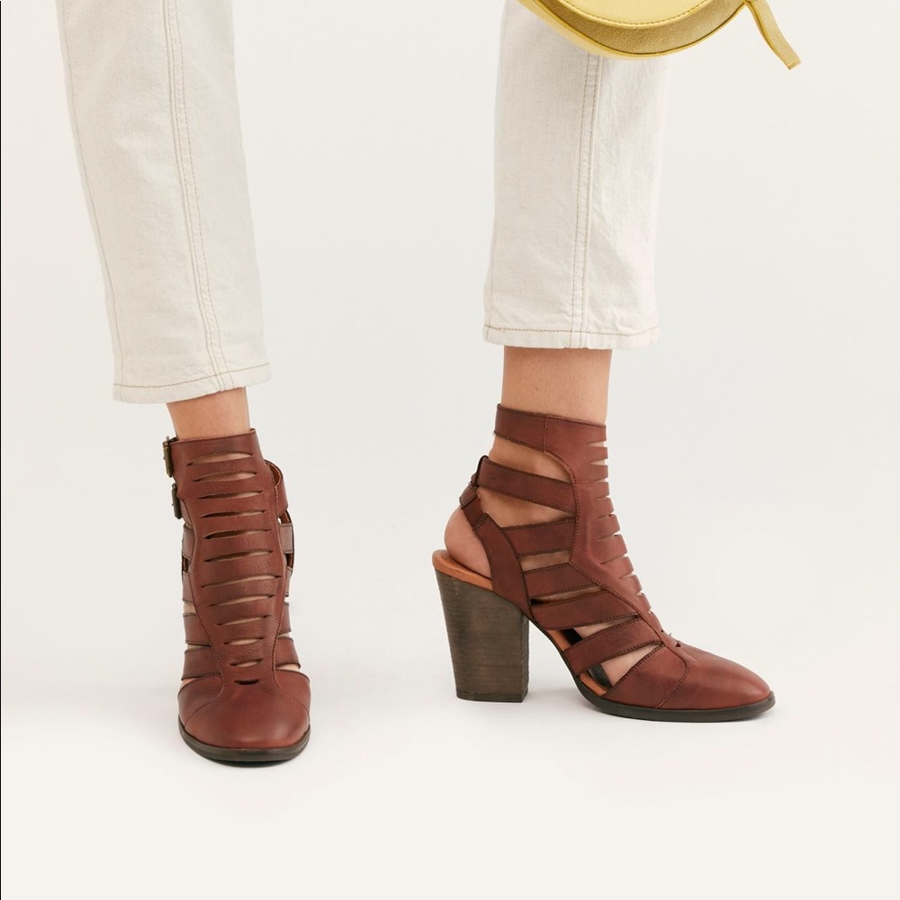 Free People Hayes Leather Heel Boot Mahogany 7